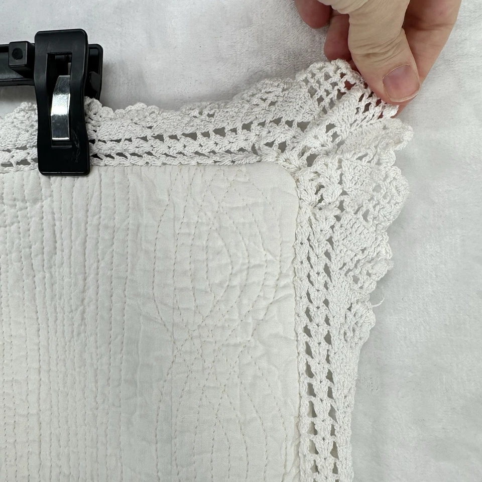 Juego de 2 fundas estándar Ralph Lauren almohadas sham blancas bordadas ribete de ganchillo Foto 4 de 4