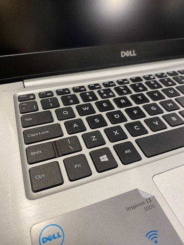 Dell Inspiron 13 5000 - i5 8a Generazione - 8GB Ram - Con Caricatore - RICAMBI - Foto 2 di 4