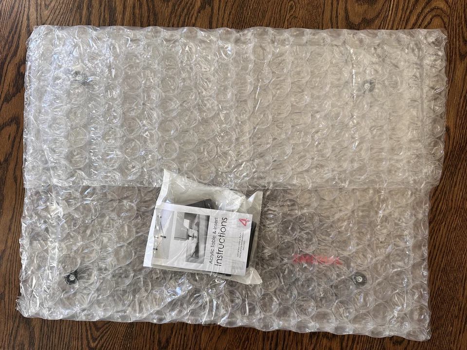 Mesa de extensión acrílica Janome - 18" x 24" - Para 7318, 509, 521, 525S, 625E Foto 3 de 4