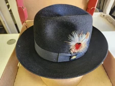 Stetson Open Road Royal Deluxe Hat Size 7 1/4 Felt  Fedora W Feather