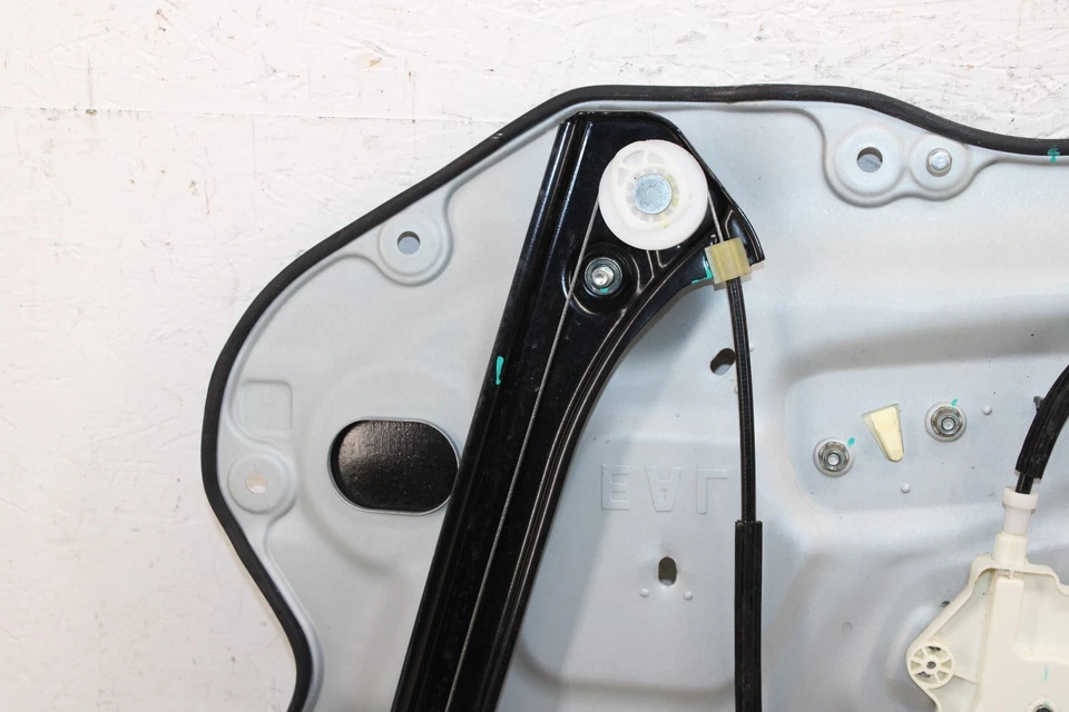 Nissan 370z 2009-2020 regulador de ventana izquierda/motor OEM MW105 Foto 2 de 4