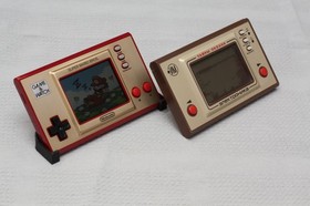 Game and Watch Stand