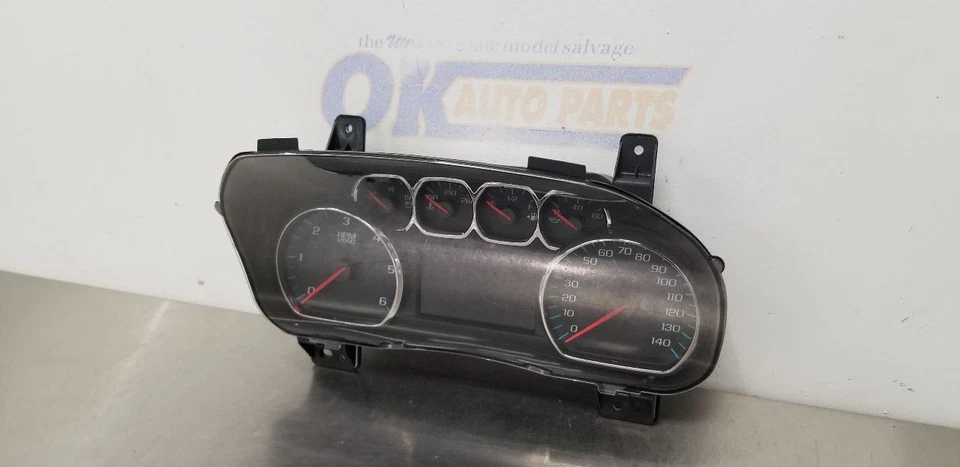 Cuadro de instrumentos velocímetro GMC SIERRA 1500 18 84390802 Foto 4 de 4