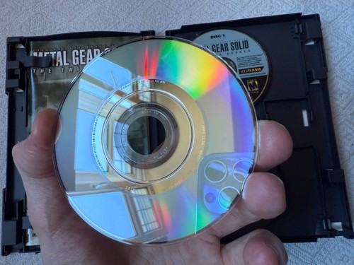 Metal Gear Solid The Twin Snakes Gamecube - NTSC-U/C USA Immaculate CIB - Picture 4 of 13