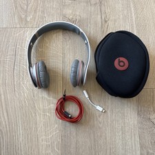 Beats Solo HD Headphones White Grey Wired Case Cable Good Working Condition