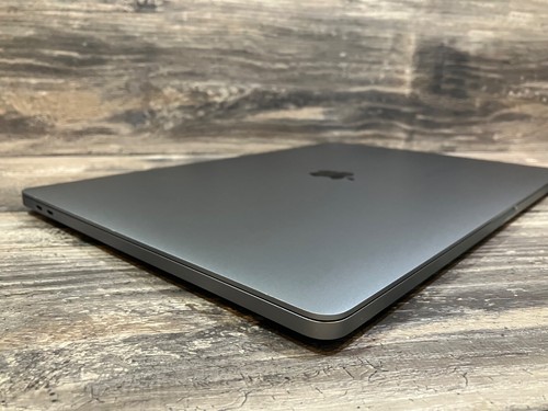 2019 16" MacBook 2.4GHz 8-core i9 | 64GB RAM | 1TB SSD | AMD 5500M 8GB A Grade^ - Zdjęcie 8 z 14