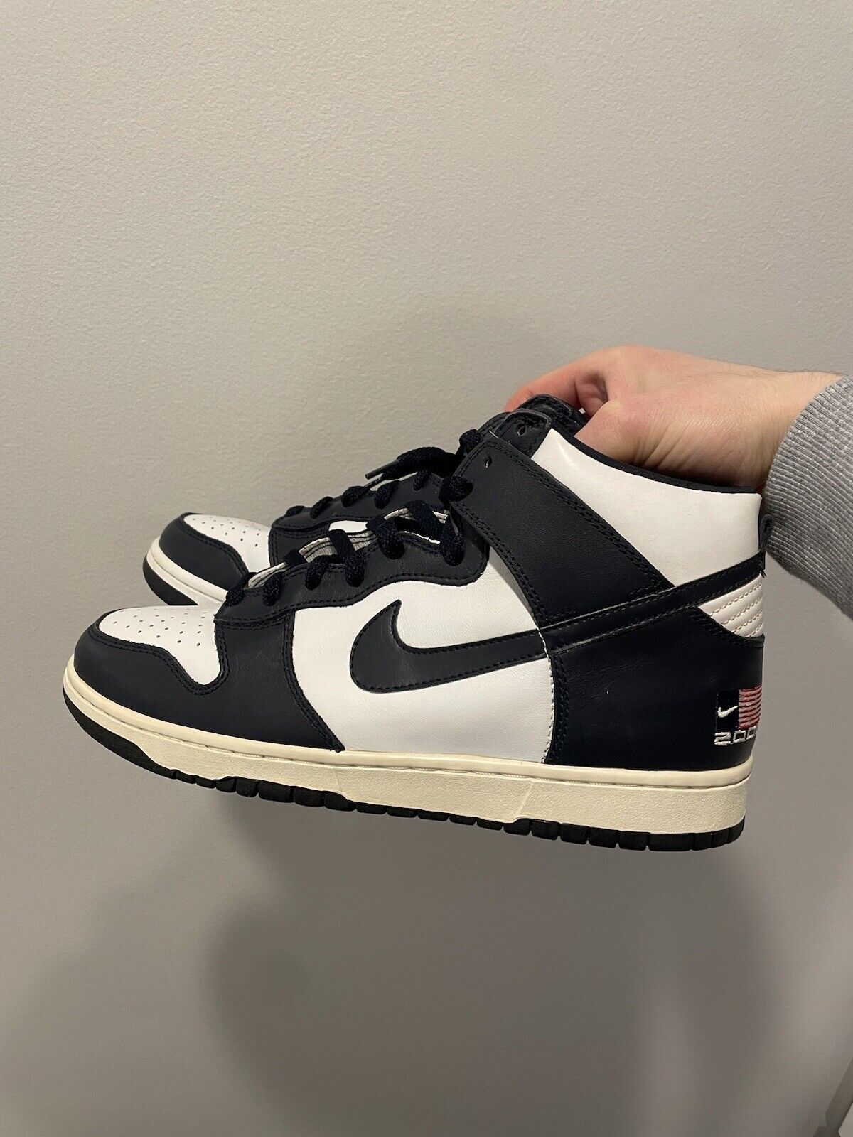 1999 NIKE SB DUNK HI LE 2000 USA OLYMPIC WHITE OBSIDIAN BLUE