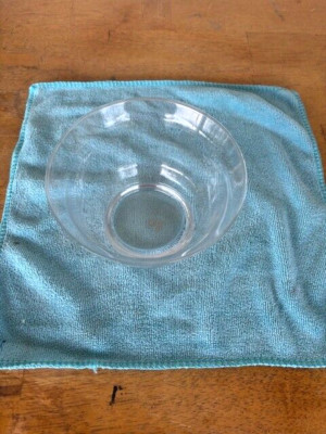 Vintage PASABACHE Turkey Smooth Glass Dessert Salad Bowl Signed 5'' x 3-1/2'' EUC