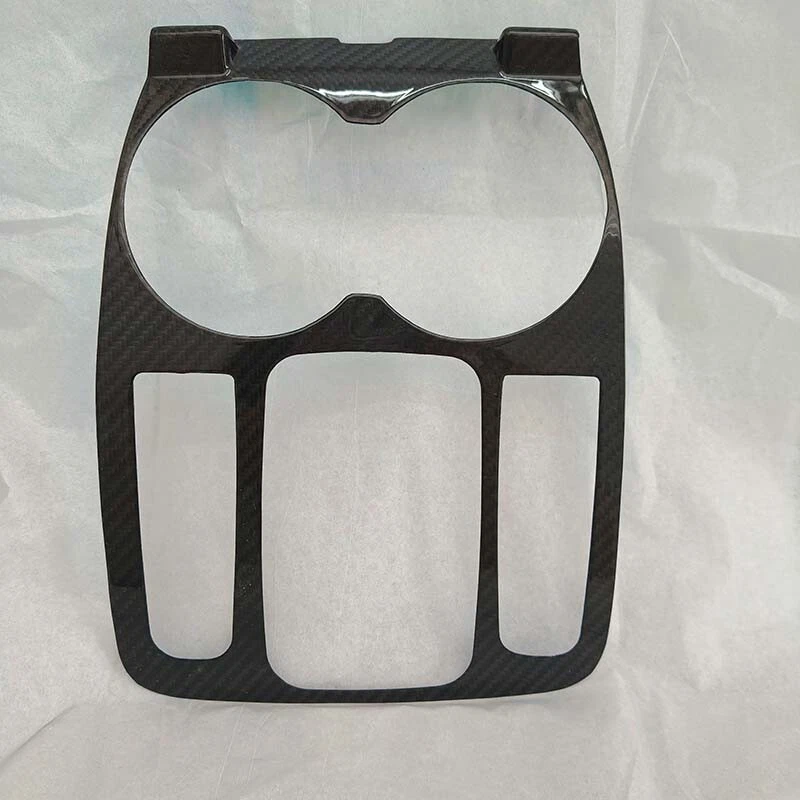 Cubierta de panel de cambio de marchas de fibra de carbono seca para Maserati GranTurismo GC 2008-19 Foto 3 de 4