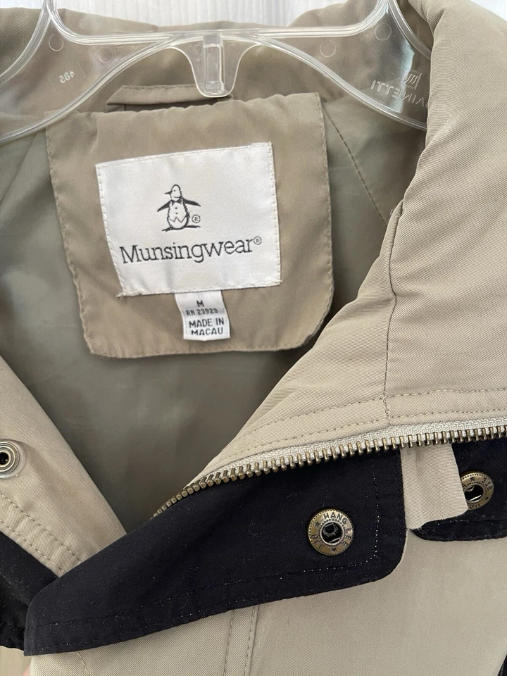 Chaqueta cortavientos vintage Munsingwear para hombre beige talla mediana abrigo para tareas Foto 2 de 4