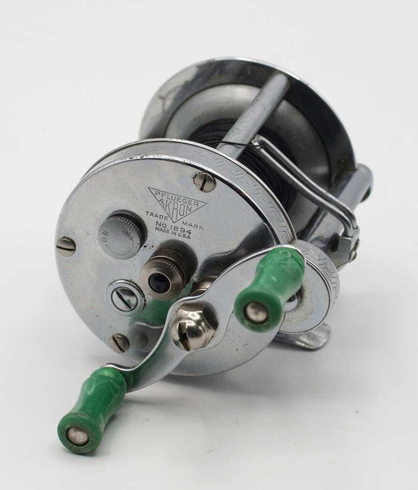 VINTAGE FISHING REEL PFLUEGER AKRON NO. 1894 MADE U.S.A.