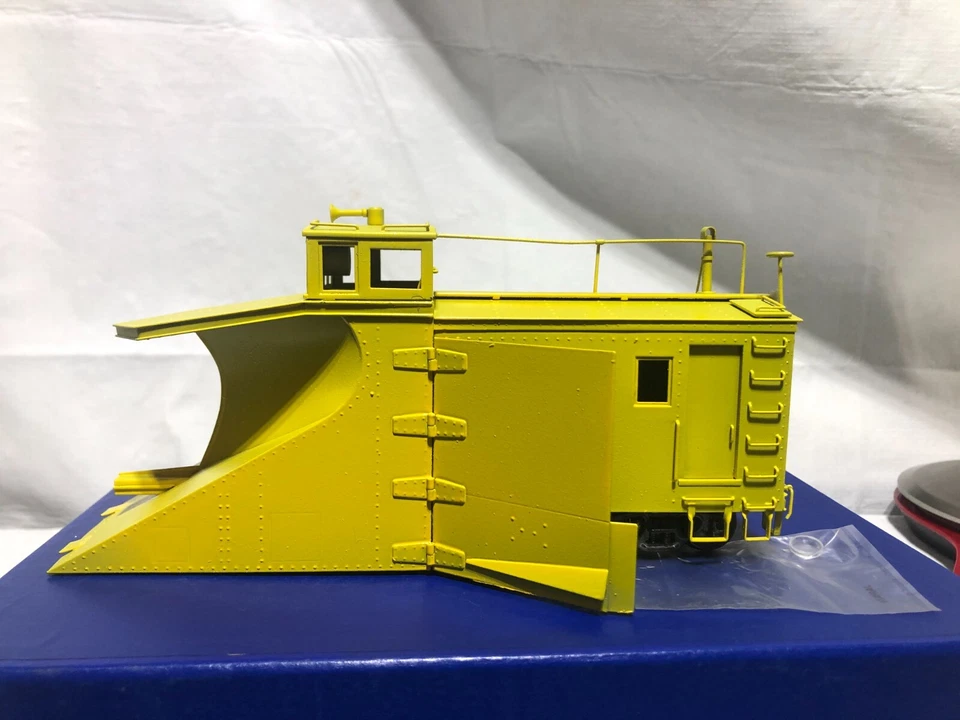 O scale 1977 NJCB Kyodo BK RS-637-0 Steel Winged Snow Plow Gold Series - Image 2 of 4