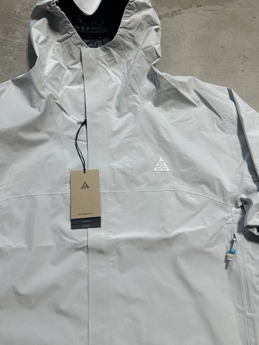 NIKE ACGカスケードレインジャケット　M ホワイト　acg ジャケット NIKE ACGカスケードレインジャケット M ホワイト acg ジャケット