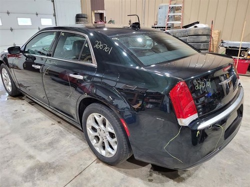 2013-20 Chrysler 300C AWD Passenger Right Front Caliper 68243630AB - Picture 7 of 12