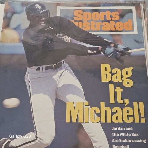Michael Jordan Magazine Lot of 15 Sports Illustrated 1990-95 Bulls W/Sleeves - Picture 10 of 16