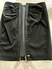 BARELY WORN STYLISH BEBE BLACK ABOVE KNEE SKIRT, PLEATED ZIP BACK CLOSURE,SZ:6