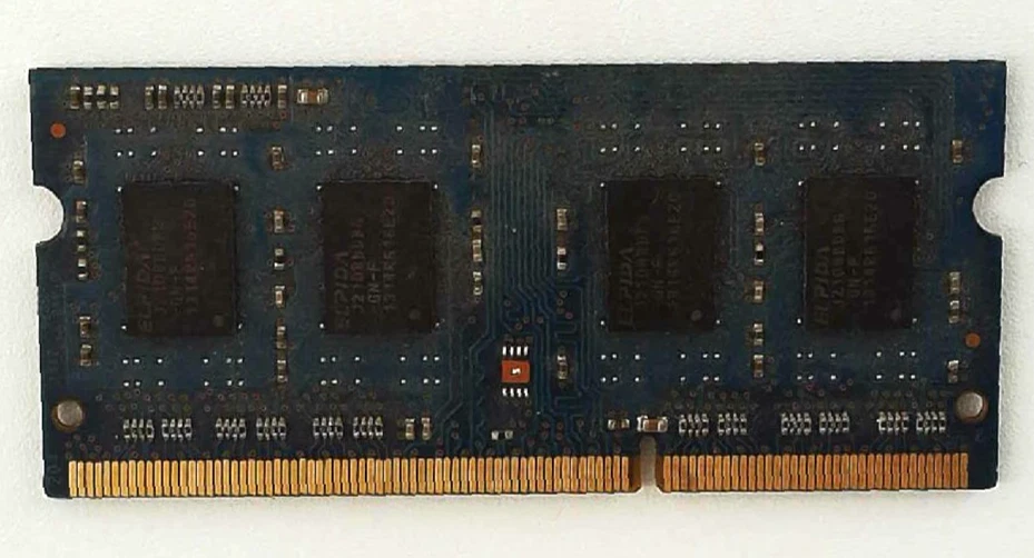 Elpida 🔧 2GB DDR3-1600 (PC3-12800S) Laptop RAM SO-DIMM 🟥 ☆ - Image 2 of 2