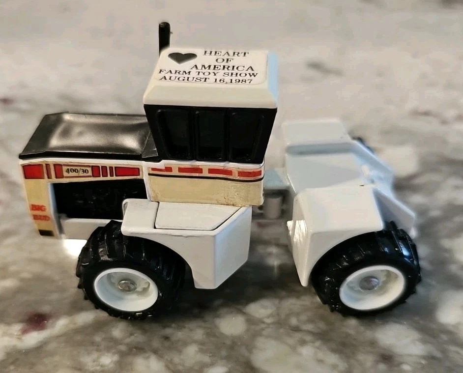 Tractor Ertl Big Bud 400/30 1987 4x4 Kansas Heart of America Granja Toy Show Foto 3 de 4