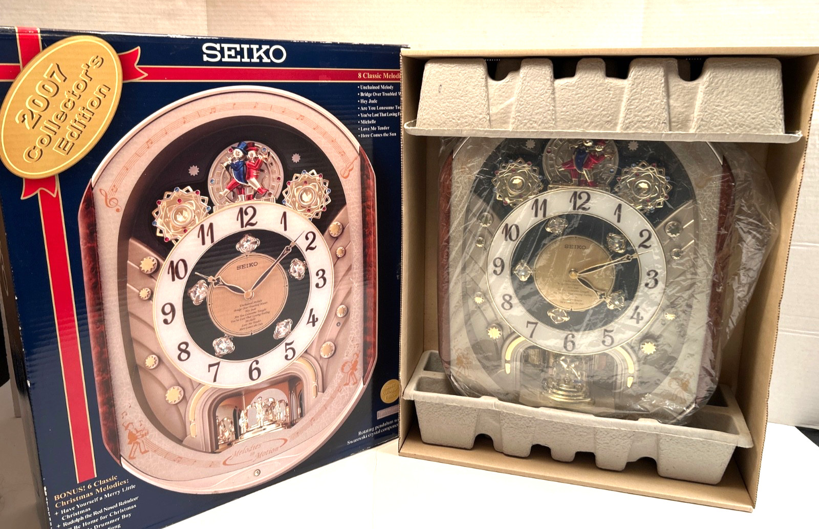 2007 Collector Edition Seiko Clock Swarovski crystals Rotati