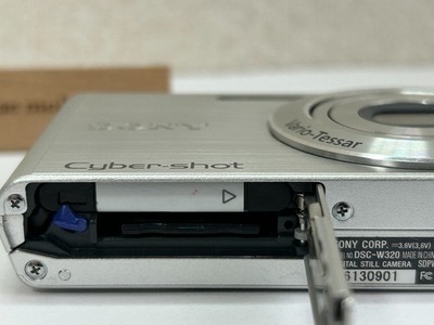 Sony Cyber-shot DSC-W320 silver Digital Camera 14.1MP 4x Tested