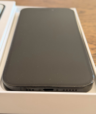 Apple iPhone 14 Pro 256 GB Schwarz Ohne Simlock mit Schutzhülle & OVP