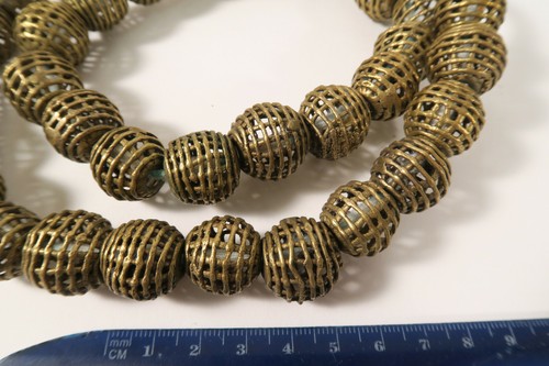 Strang Messingperlen Gelbguß CP65 17 - 19m Ghana Brass Beads Ashanti Afrozip - Picture 3 of 5