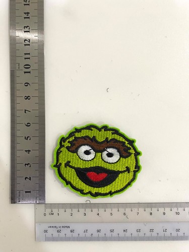 Embroidered Sesame Street Elmo Kids Cloth Iron On Applique Craft Sew - Picture 9 of 18