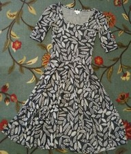 LulaRoe Nicole Womens Dress Feather XXS Knit Modal A Line Flare Gray Bohemian