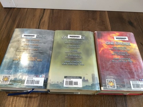 Divergent Trilogy Book Series Lot of 3 Hardcovers Ex library Dust covers Roth - Picture 2 of 4