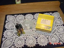 Universal Parts HN 52KC 052 Contactor 2 Pole 30 Amp, Coil Voltage 120Vac, NEW!