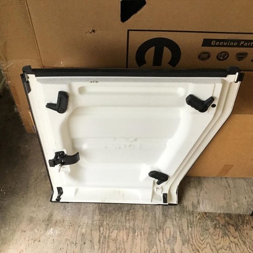 2018-2024 Jeep Wrangler 4 door RH 10142 5VN10RXFAQ 5VN10RXFAP - Picture 7 of 8