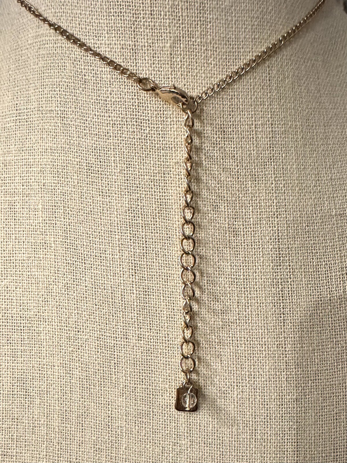 Picture 6 of 9