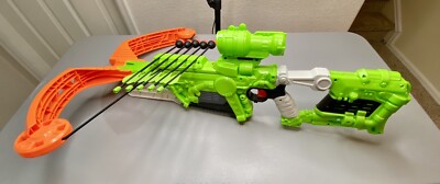 Nerf Zombie Strike Dreadbolt Blaster - B9091 With Darts