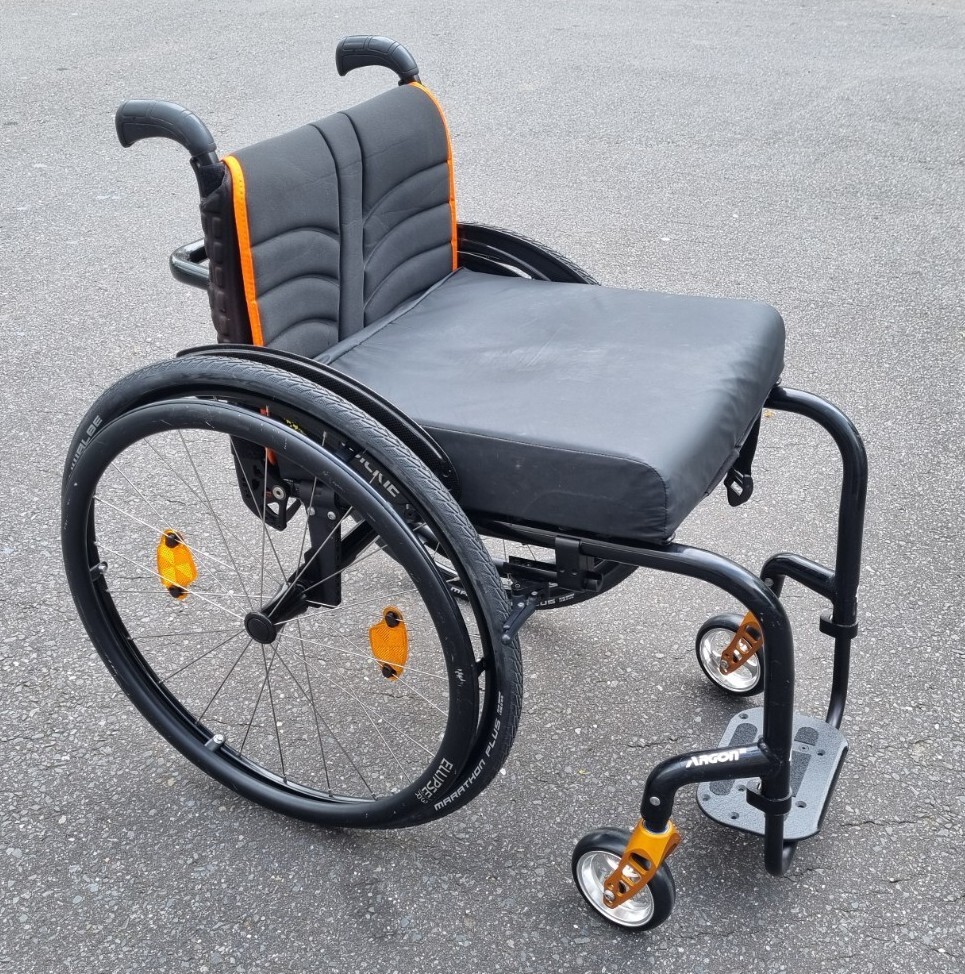 Quickie Argon 2 Wheelchair. Quickie Wheelchair eBay