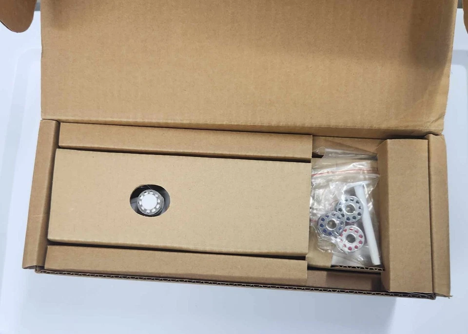 Handy Stitch Portable Multi-Powered Handheld Sewing Device w/Case & Accessories - image 4 of 4