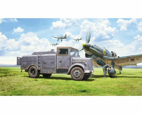 Modellini statici di veicoli militari Italeri scala 1:48