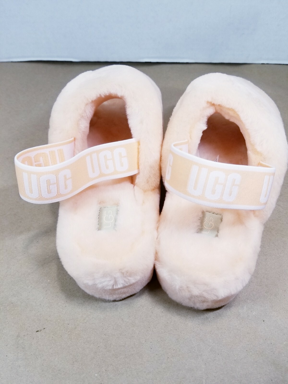 seashell pink ugg slippers