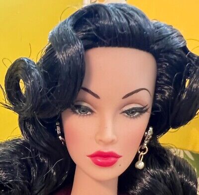 Glamour Puss 2019 IFDC Integrity Toys 40's Vintage Style Glamour Puss 2019 IFDC Integrity Toys 40's Vintage Style