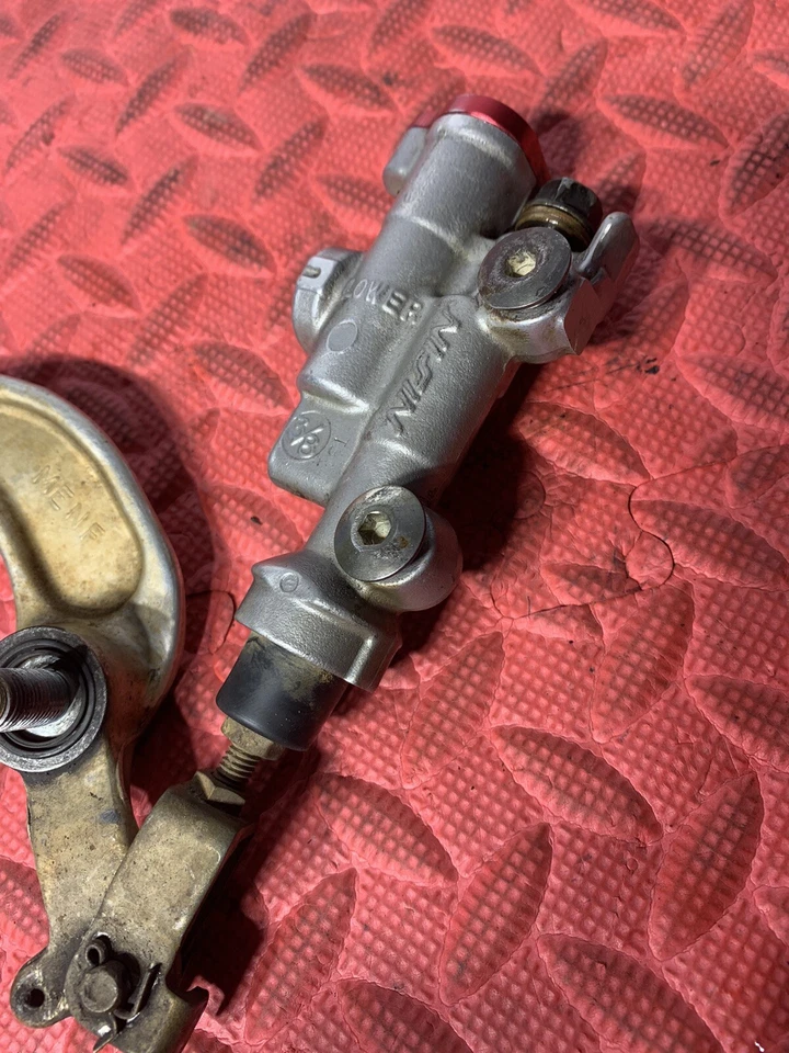 ✅Cilindro maestro de freno trasero CRF450R 2006 con palanca HONDA CRF 450R GEN OEM 05-08 Foto 2 de 4