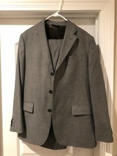 Men  s Gray Banana Republic 2 Piece Suit
