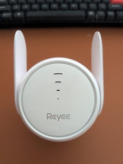 Reyee REX12 Dual Band AC1200 Wifi Range Extender White Great Condtion