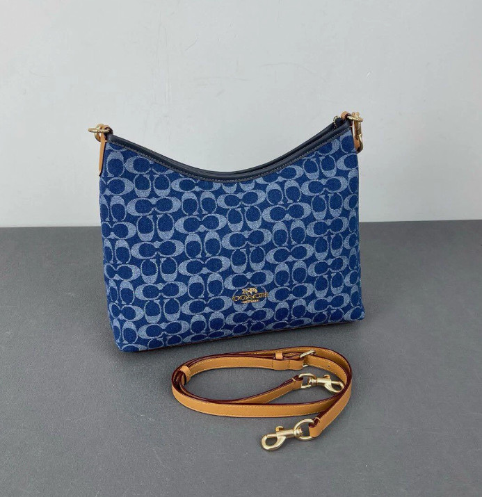 COACH Laurel Shoulder Bag Signature Denim Denim/Natural CY702 Outlet thumbnail 4