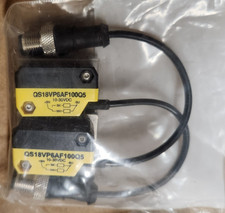 Banner QS18V6AF100Q5 Photo eye Sensor 4-Pin 1...