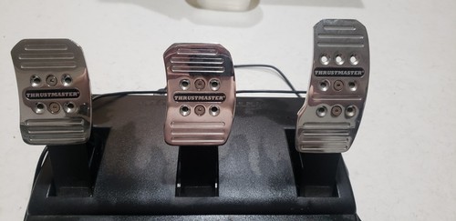 Thrustmaster TMX PRO Force Feedback Racing Wheel & TP3A Pedal Set. No Shifter - Picture 9 of 13