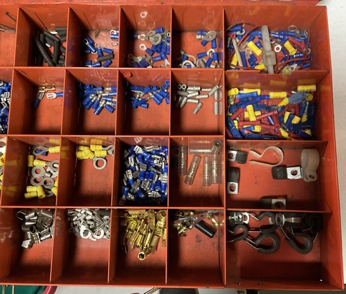 NAPA Auto Belden Deluxe Terminal Kit Large Metal Display Box Contents included - Picture 7 of 9