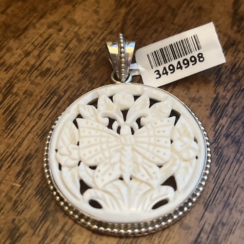 BALI LEGACY Carved Butterfly Pendant in 925 Sterling Silver 9.55 Grams - Picture 2 of 7