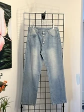 C.O.Z.Y. Women's Light Wash Boyfriend Button Jeans, Size XL/10 USA, EU 42