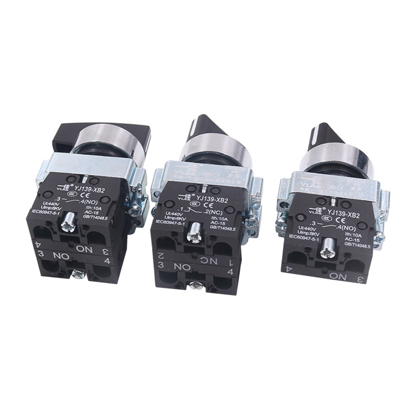 XB2 Self-Locking/Self-Resetting 2/3-Position Rotary Switches