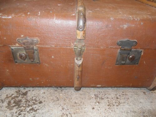 Antique Vintage TRUNK Travel Case SUITCASE WOODEN Ribbed, Leather Handles - Picture 2 of 8