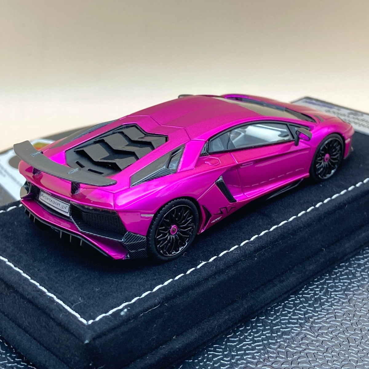 ミニカー LOOKSMART MODELS LAMBORGHINI Raptor 1/43 LOOKSMART MODELS LAMBORGHINI Raptor 1/43